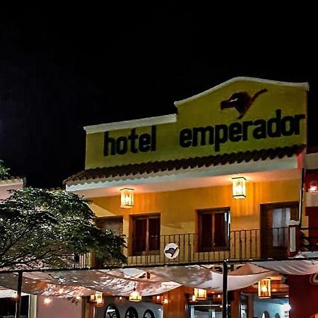 Hotel Emperador Cafayate Exterior foto